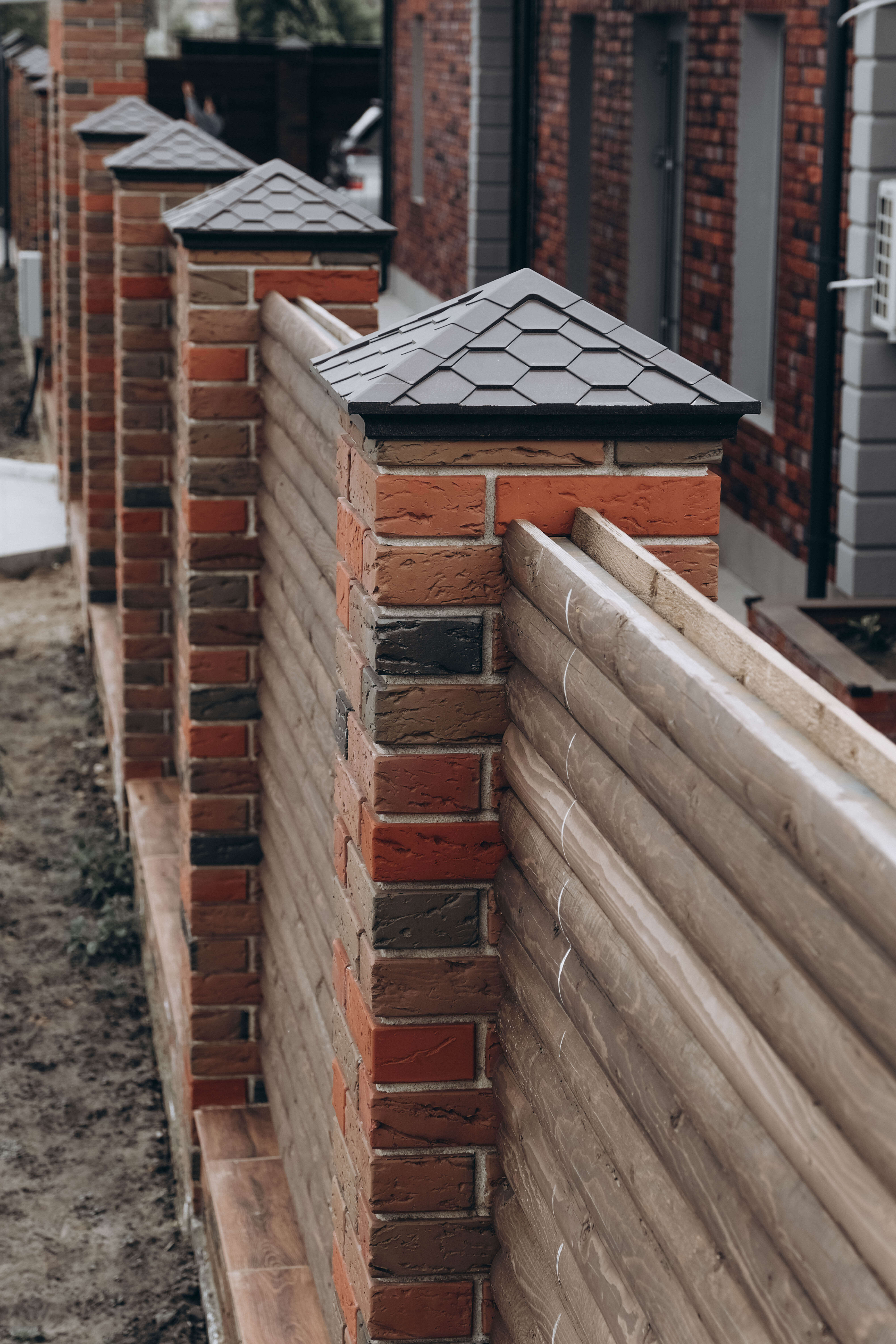 Колпак Zking Эверест Коричневый на столб 1.5х1.5 кирпича (390х390мм) в Саяногорске фото